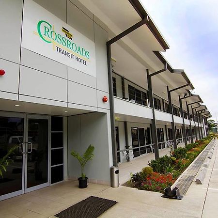 Crossroads Hotel Lae Omili Екстер'єр фото